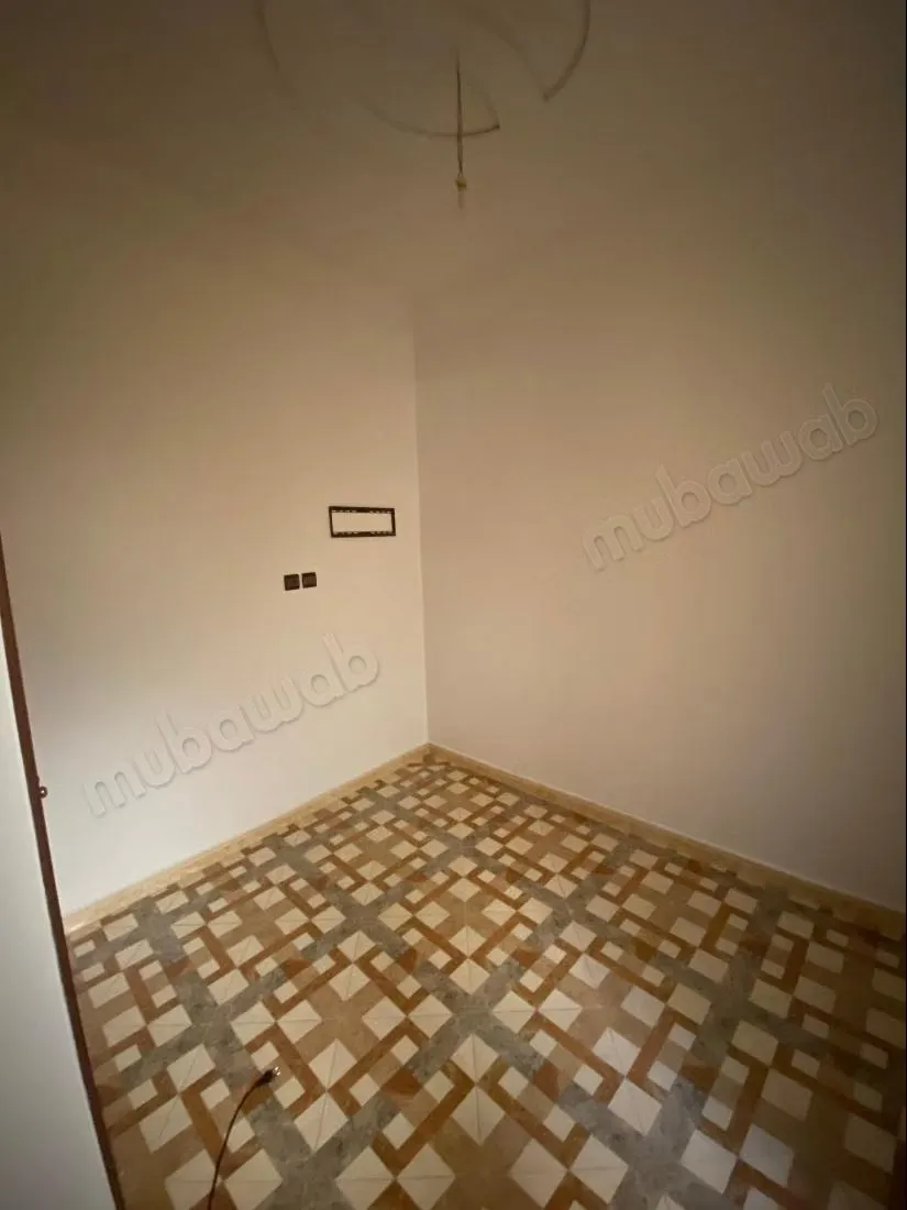 Trouvez une maison à louer à Lazaret. 3 chambres - وجدة