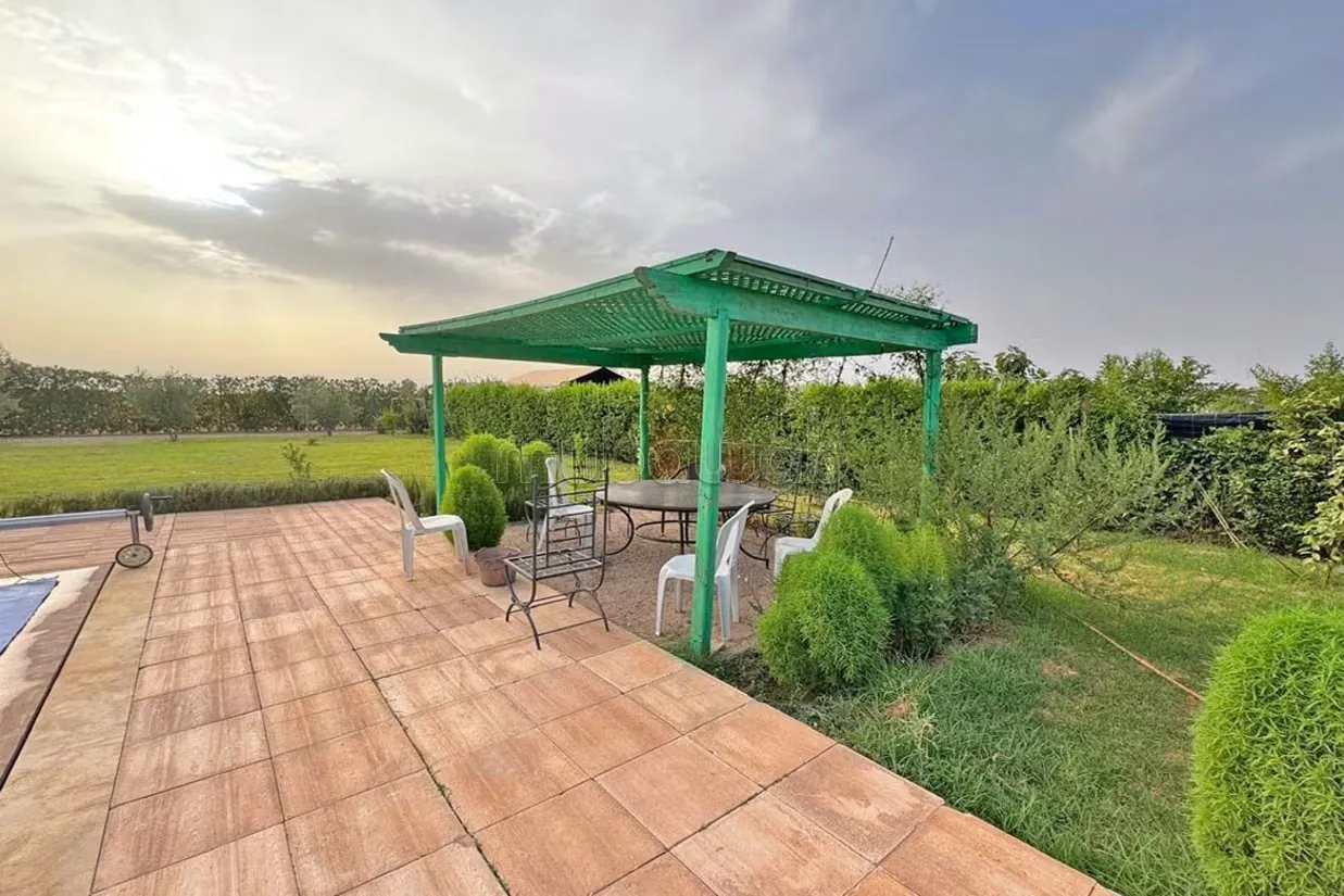 Maison privée en plain pied 3 chambres, Piscine, jardin - مراكش (3)