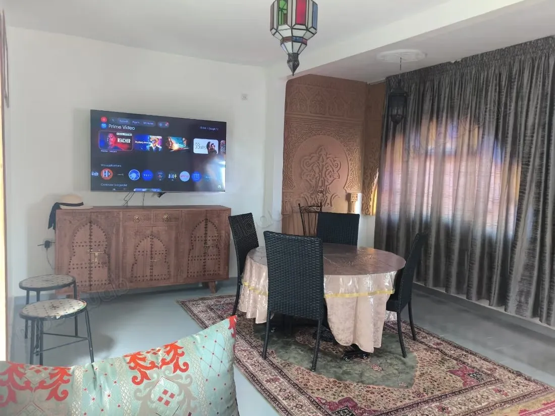 Superbe maison à louer à Les Oudayas. 
1 Pièce. 
Meublé - الرباط (2)