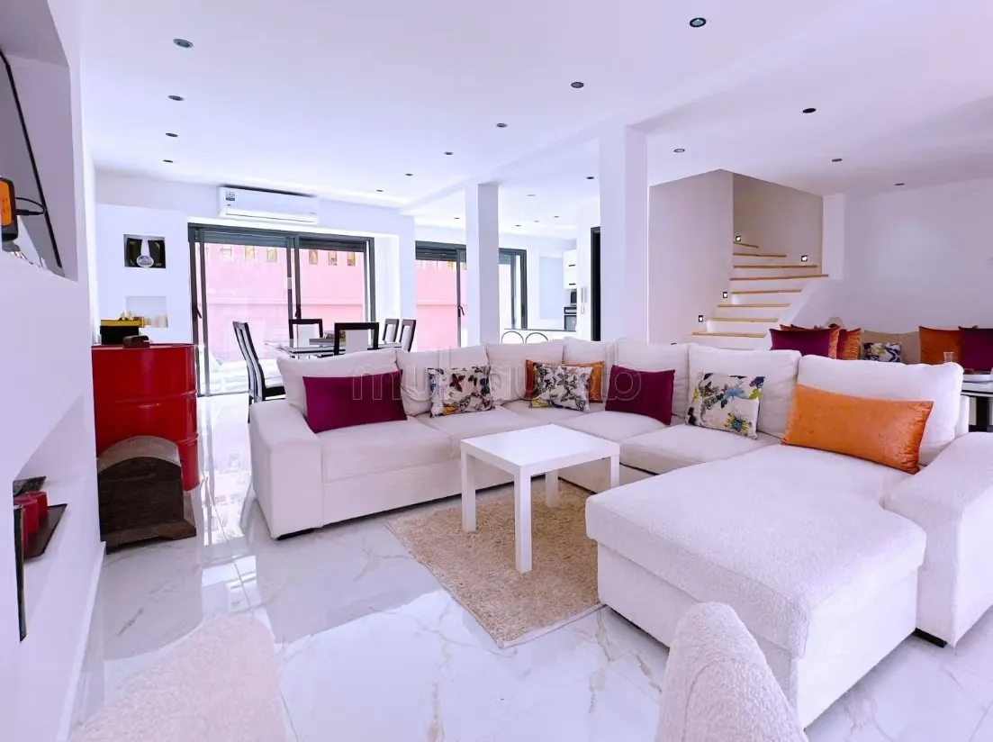 Maison meublée avec piscine privée - مراكش (2)
