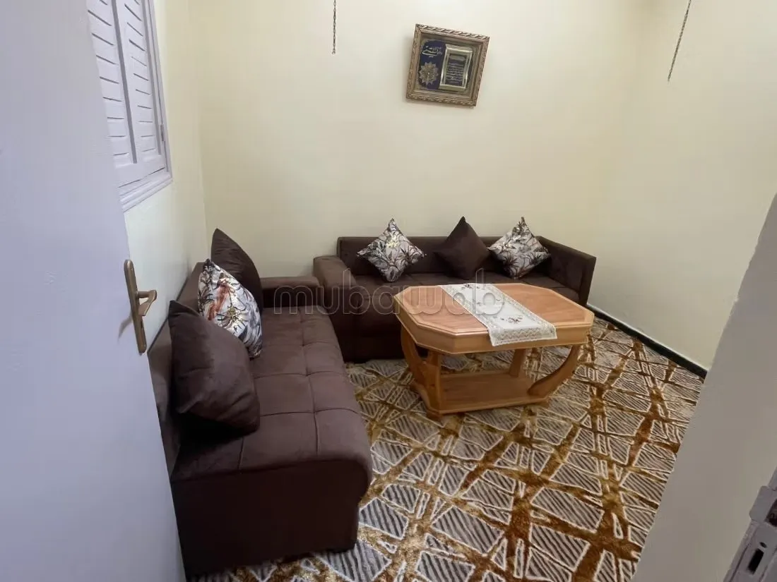 Maison à louer à Hay Nahda.
Superficie 70 m².
Téléviseur - الرباط (2)