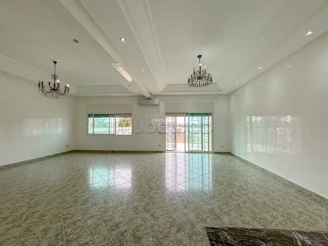 Villa à louer à Dar Bouazza lotissement AL Moutawakil - دار بوعزة (2)