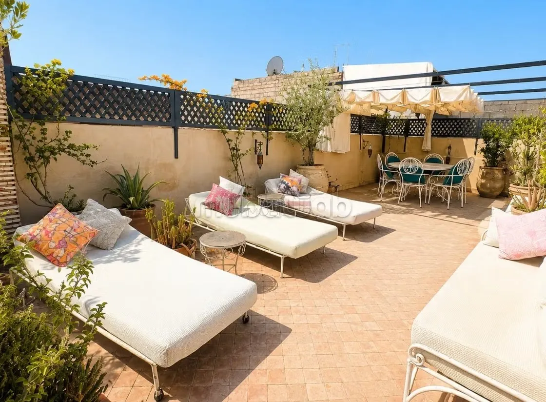 Riad titré avec bassin et terrasse à Bab Aylan - مراكش (2)