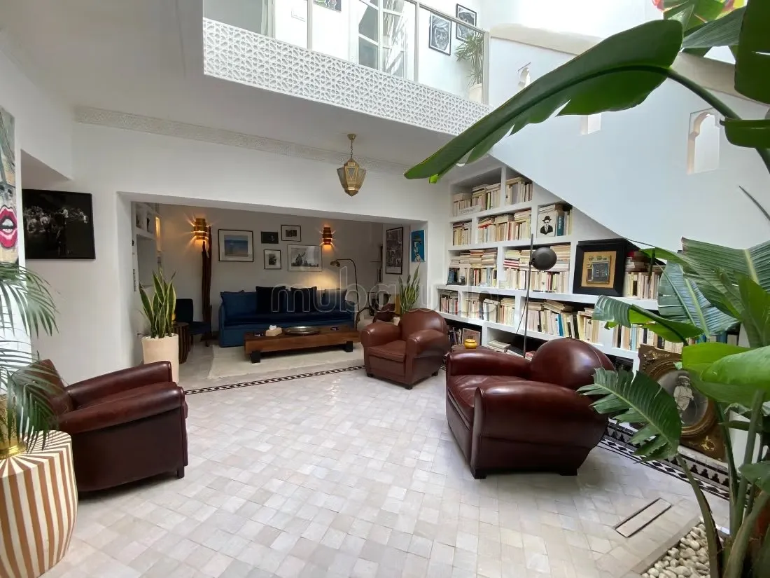 Vente riad titré avec bassin au quartier kasbah - مراكش
