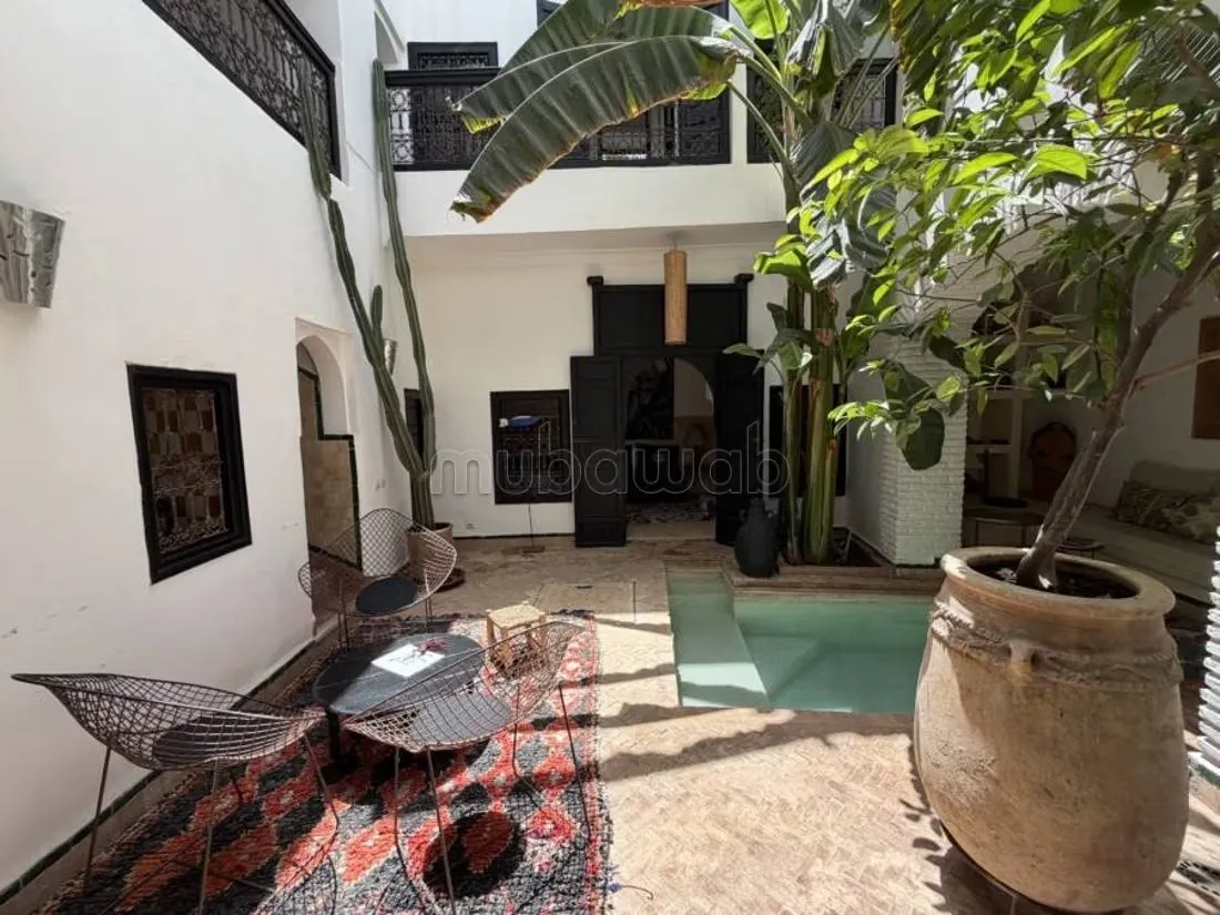 Riad traditionnel au cœur de la médina 4 chambres - مراكش (3)