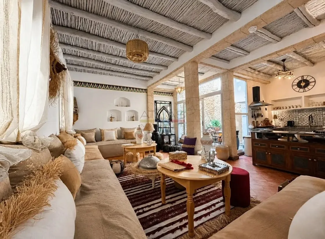 Riad meublé avec terrasse à deux pas de la Médina - الصويرة (2)