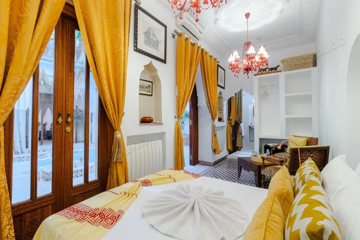 Riad d'exception titré à Bab Dokala, 6 chambres, piscine, ha... - مراكش (3)