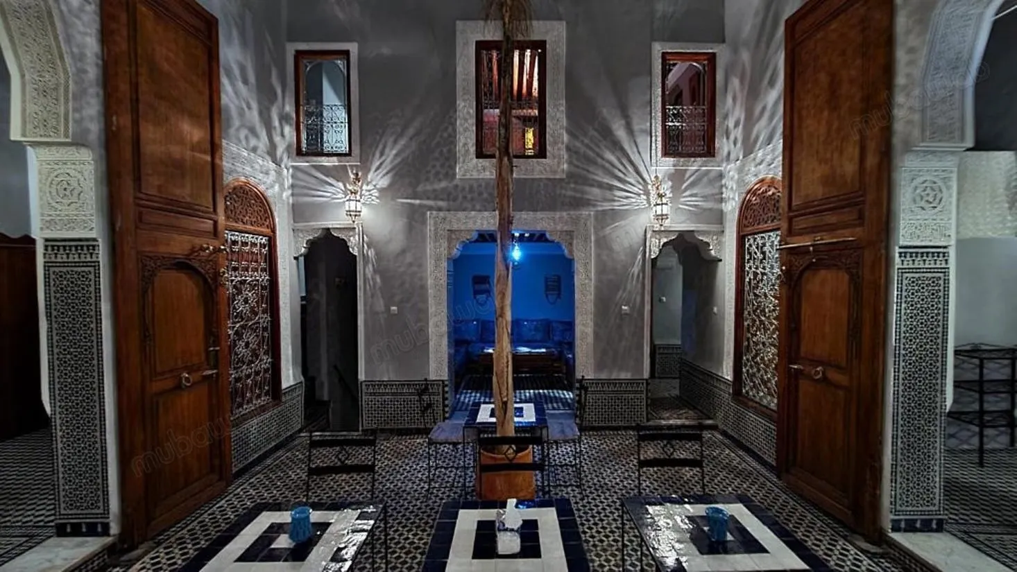 Vend Riad authentique au cœur de la médina de Fès - فاس