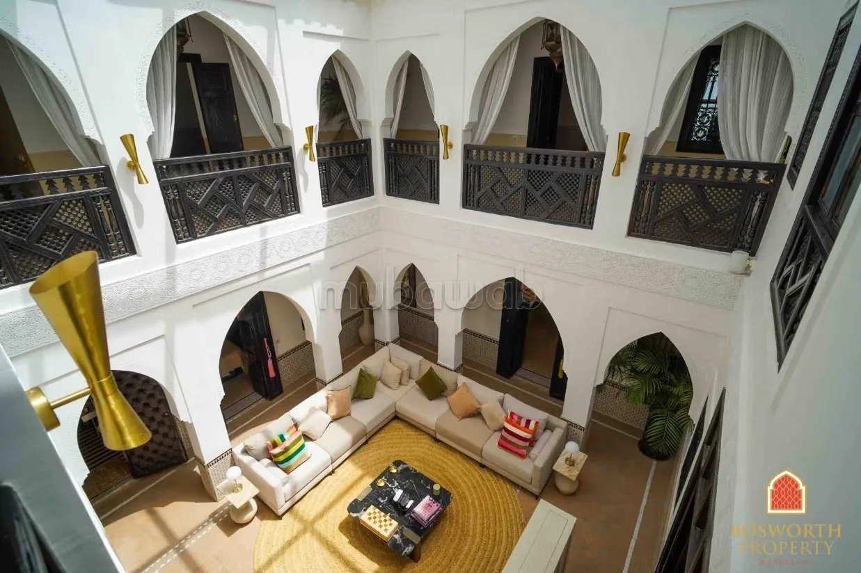 Riad de 5 suites de qualité supérieure à vendre à Marrakech - مراكش