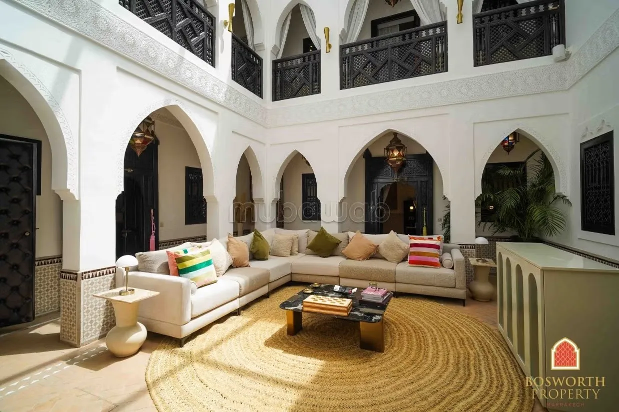 Riad de 5 suites de qualité supérieure à vendre à Marrakech - مراكش (3)