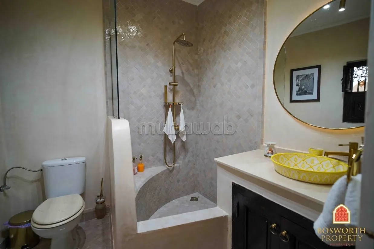 Riad de 5 suites de qualité supérieure à vendre à Marrakech - مراكش (2)