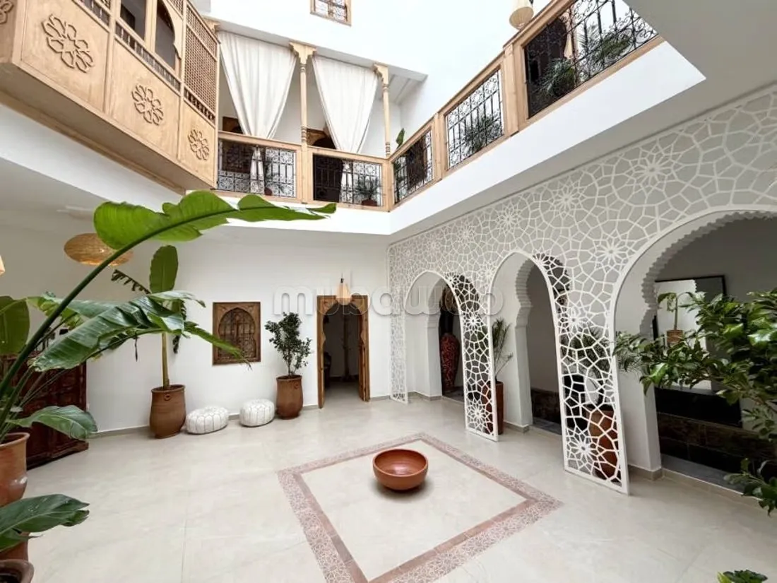 Riad de 4 chambres accès voiture Spacieux et lumineux - مراكش (2)