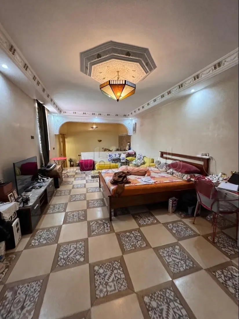 Riad à la vente à Rmila. Surface totale 250 m². Bien meublé - مراكش