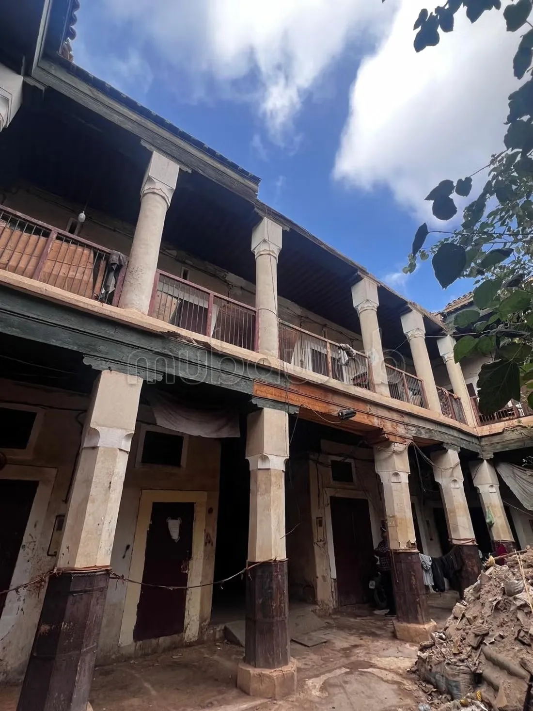 Riad titré de 1387m² au sol au coeur de la médina - مراكش