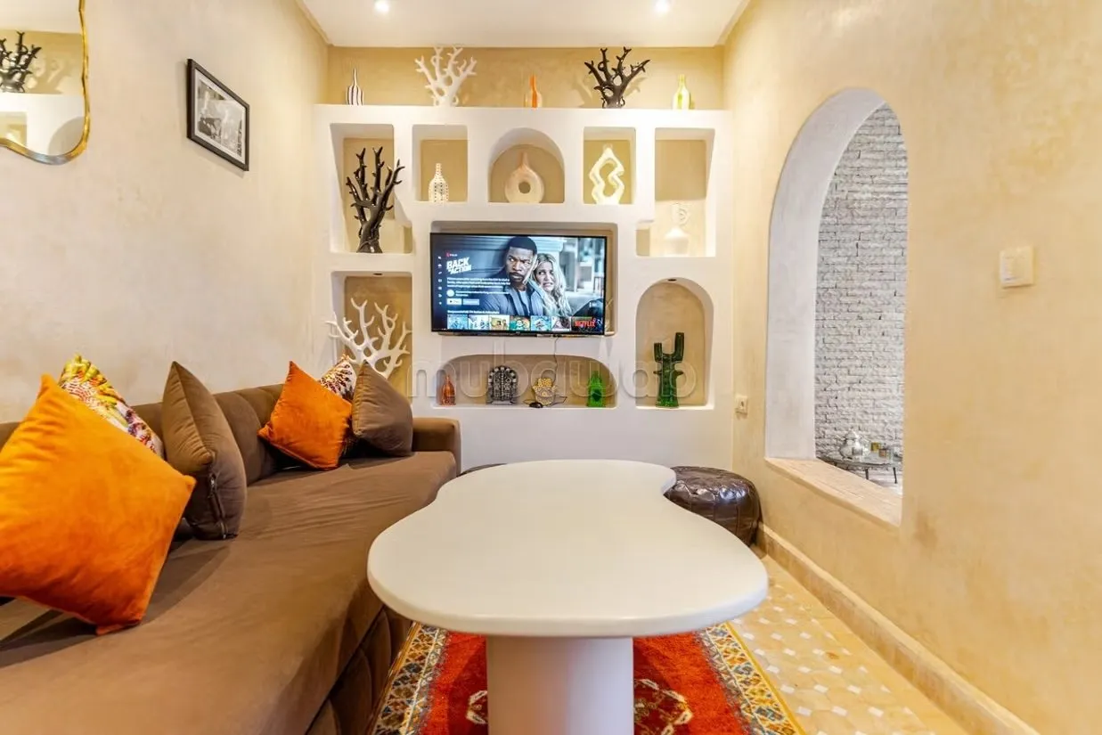 Riad de charme avec piscine, Rénové facile d'accès - مراكش (3)