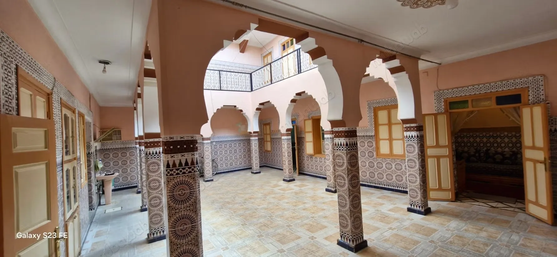 Grand Riad de 165 m² avec Grande Terrasse - مراكش