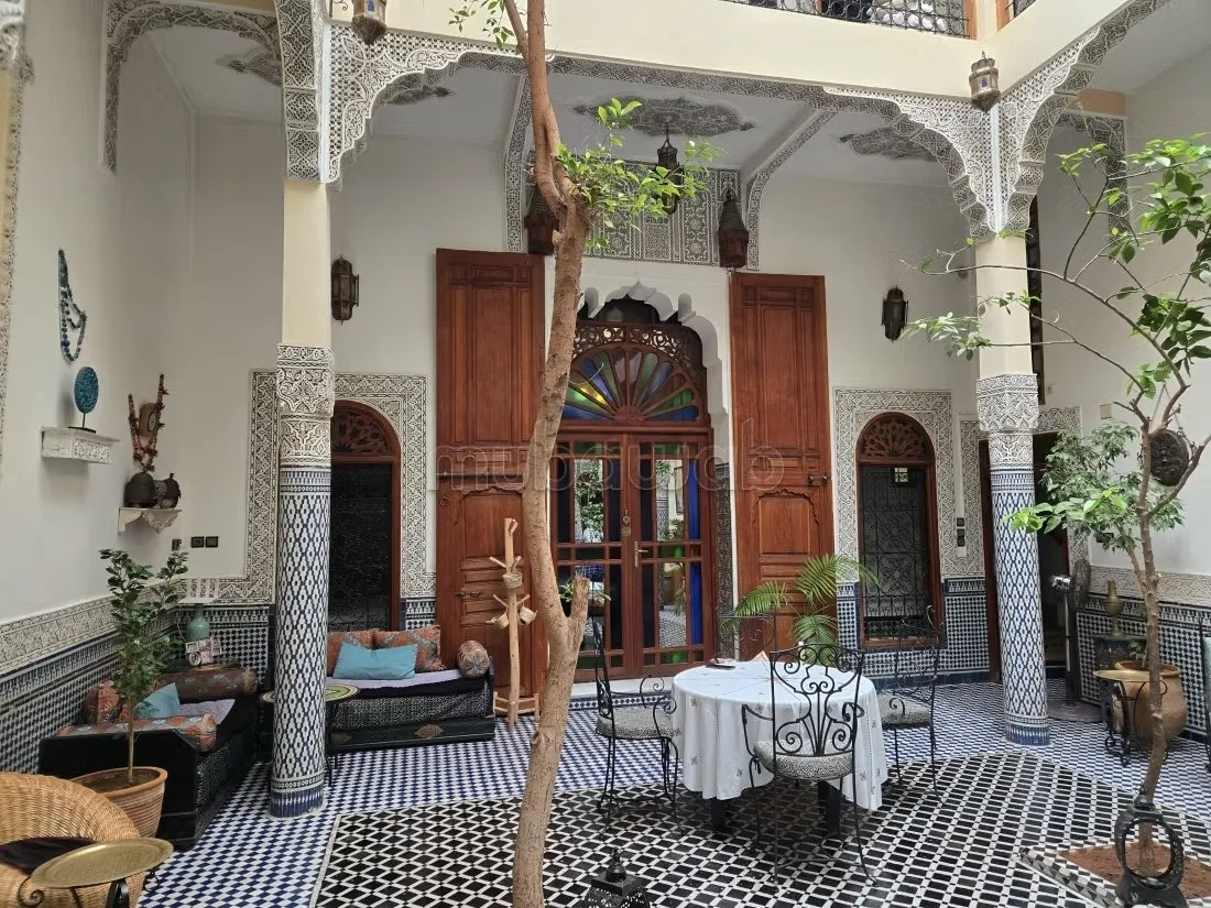 À VENDRE, Magnifique Riad de 6 Chambres à Batha - فاس