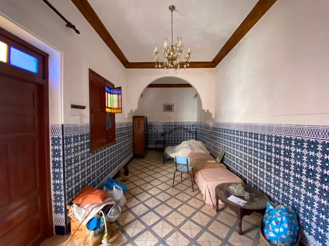 Vente riad à renover melkia au quartier mouassine - مراكش (2)