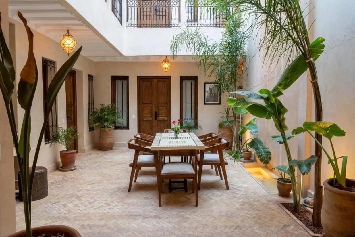 Superbe riad à vendre à Arset El Houta. 8 pièces. Meublé - مراكش
