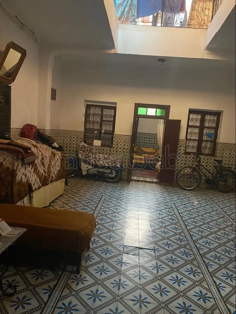 Riad titré avec accès voiture et trois façade 
7min à la pla... - مراكش (2)