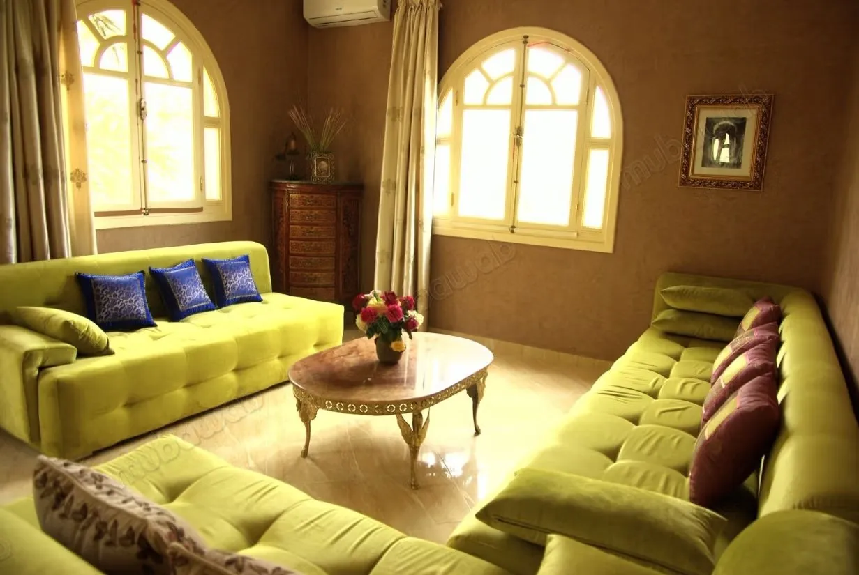 Trouvez votre riad à acheter à Arfoud. 
5 belles chambres. 
... - Arfoud (2)