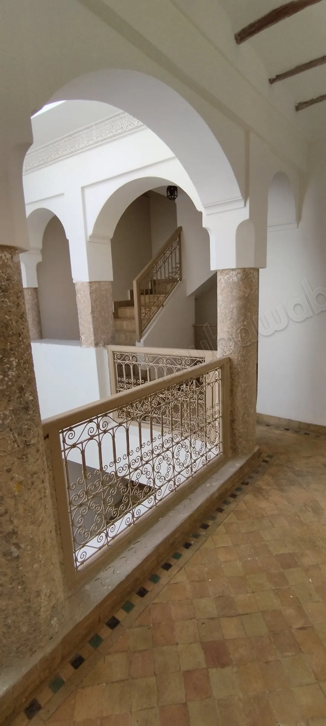 Riad titré de 3 chb et 3 sdb jaccuzi double ter - مراكش