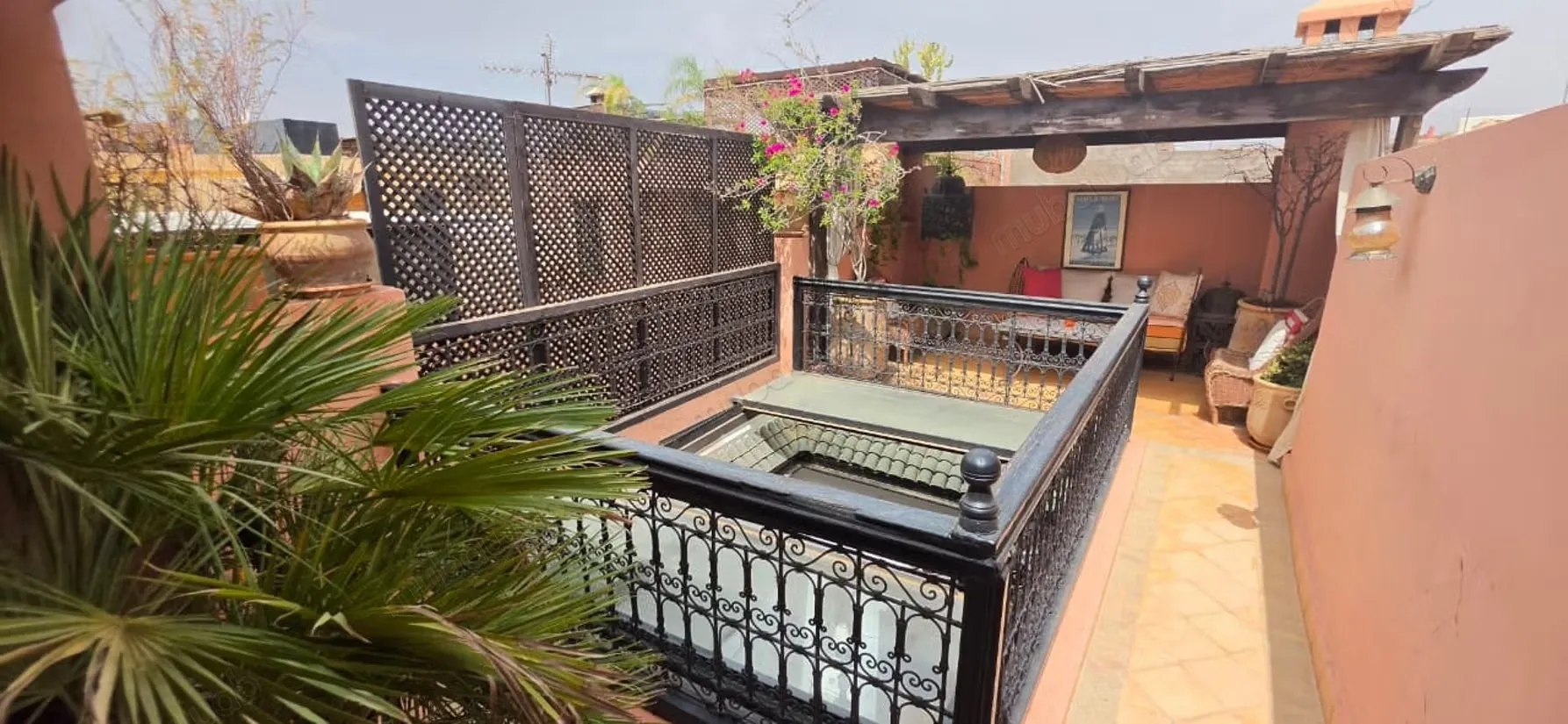 Riad de charme a vendre 
medina marrakech - مراكش
