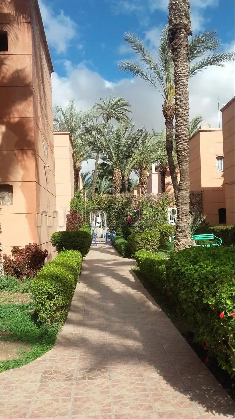 Beau Riad 4 chambres dans une résidence sécurisée - مراكش (3)