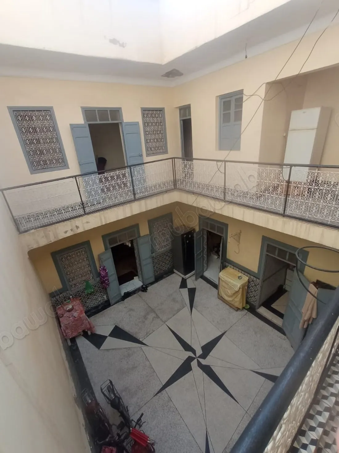 Trouvez votre riad à acheter à El Moukef. 6 chambres. Salon... - مراكش (2)