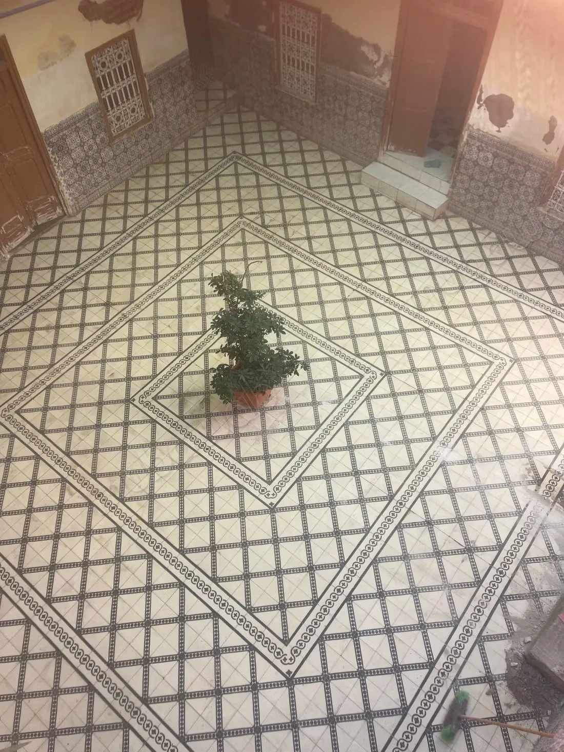 Riad Incroyable entièrement titré à rénover Bab Doukala 200m... - مراكش (3)