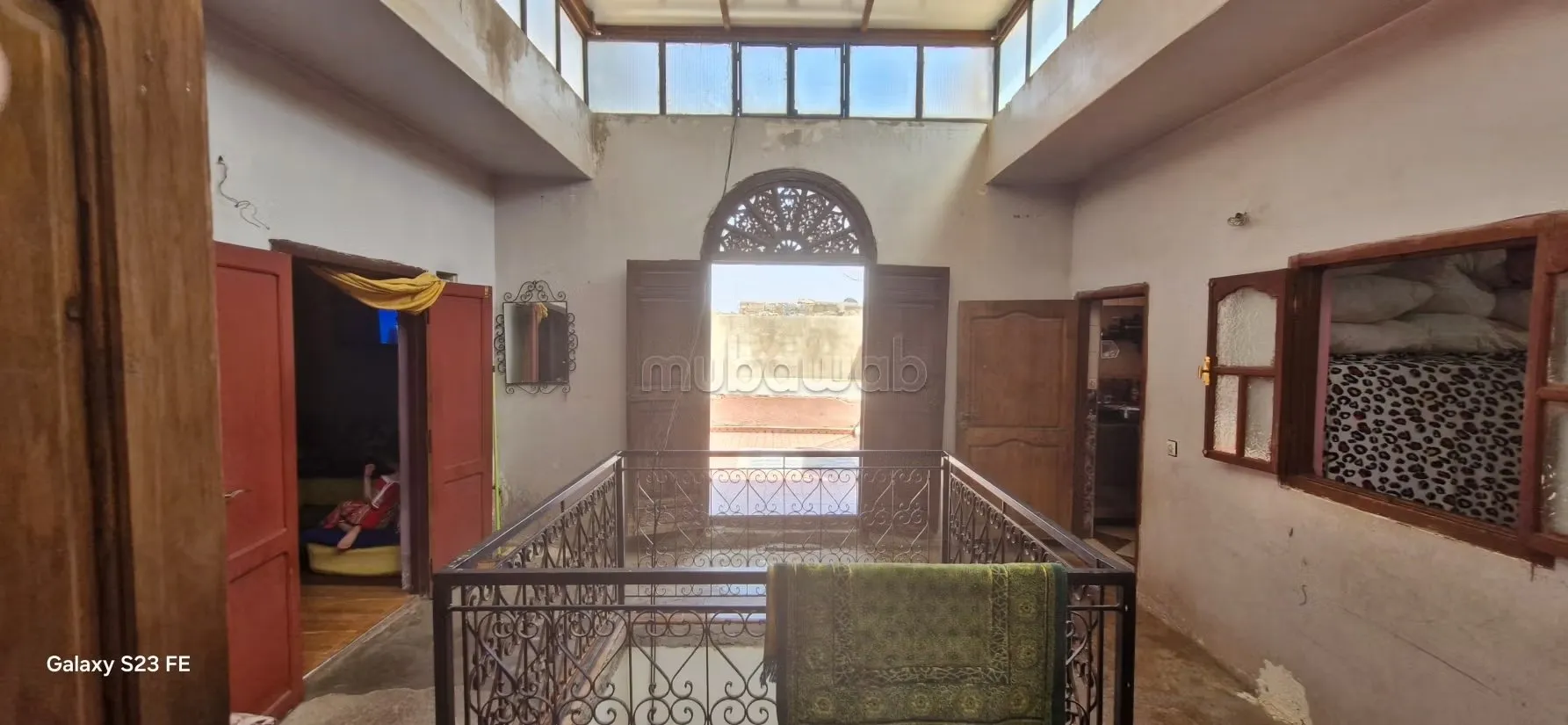 Vaste Riad de Tradition Double Terrasse - مراكش (3)