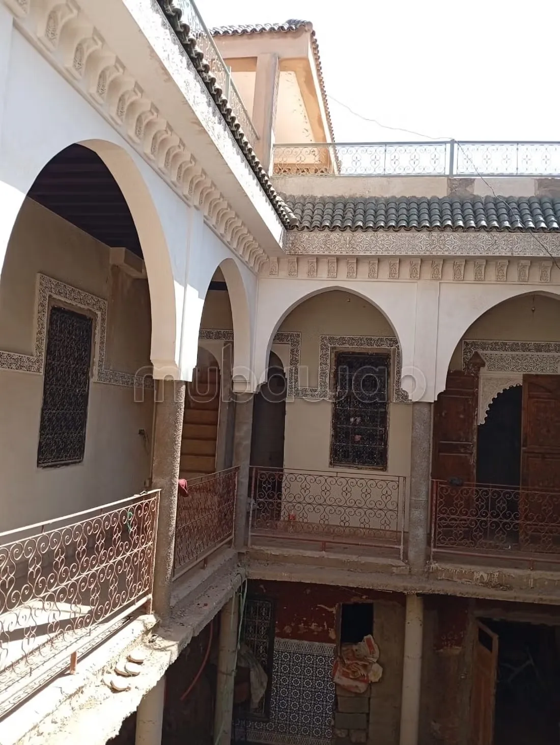 Riad à vendre à Michouar. 6 chambres agréables. Salon tradit... - مراكش (3)