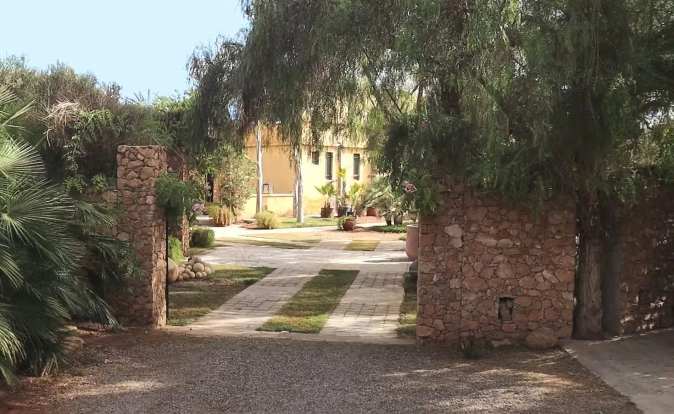 Villa d'exception forêt d'eucalyptus aït melloul - أيت ملول (2)