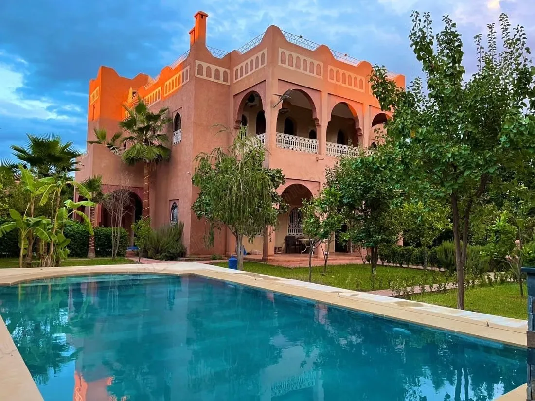 Splendide Riad de charme oriental - مراكش