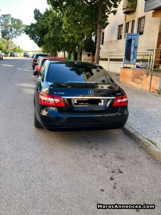 Vente voiture mercedes e220 - الدار البيضاء (2)