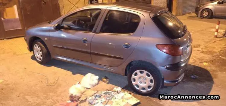 206 hdi - الدار البيضاء
