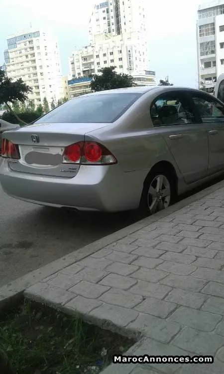Honda civic essence - الرباط (3)