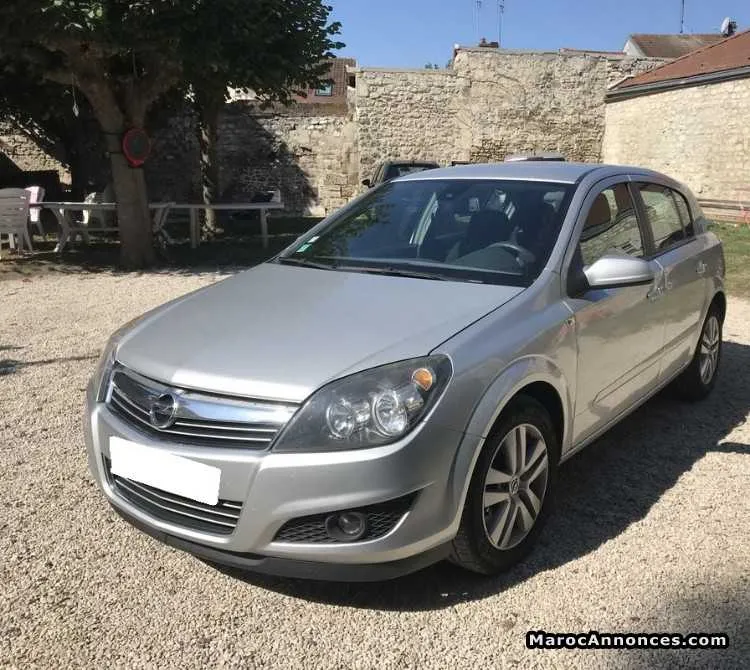 Opel astra diesel - مكناس