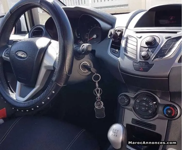 Ford fiesta - الرباط (2)