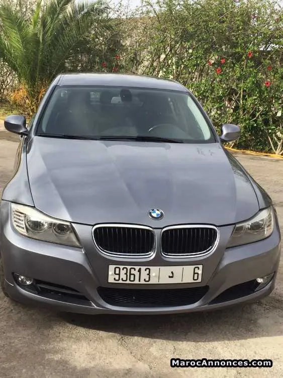 Voiture bmw 320i - الرباط