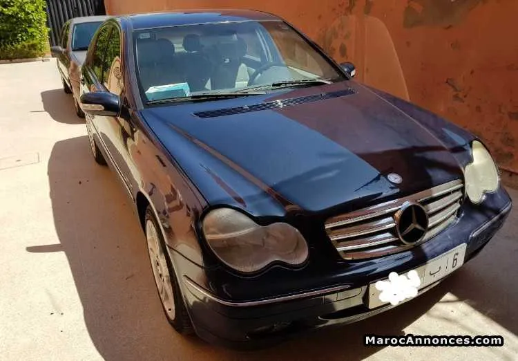 Mercedes-benz classe c 220 diesel -2004 - الدار البيضاء