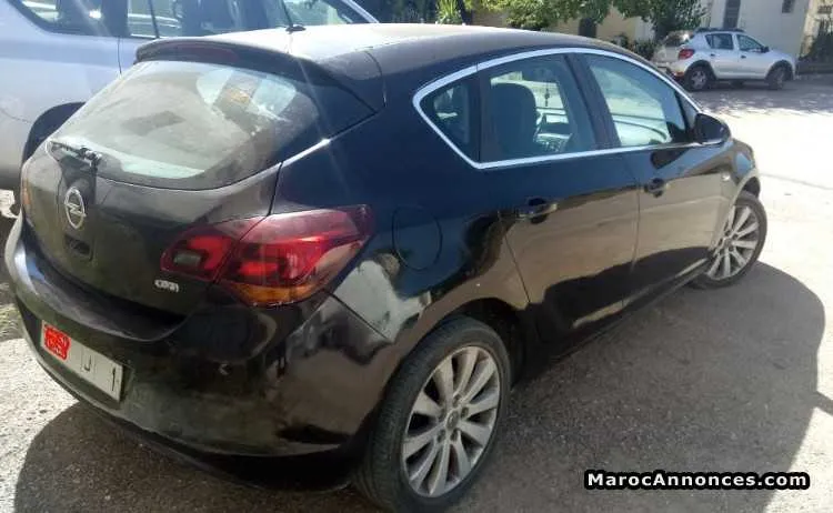 Opel astra cosmos - خريبكة (2)