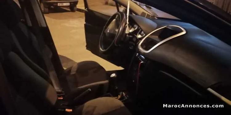 Peugeot 207 - الدار البيضاء