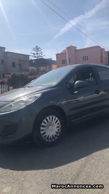 Peageot 207 diesel - الدار البيضاء (2)
