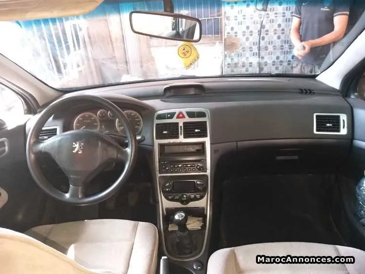 Peugeot 307 sw panoramique - الدار البيضاء (3)