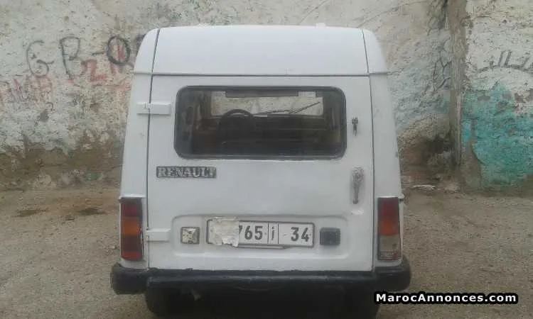 Renault 4 à انزكان - أكادير (2)