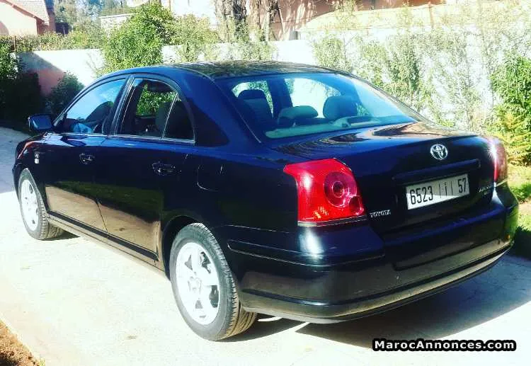 Toyota avensis à vendre - خريبكة (3)