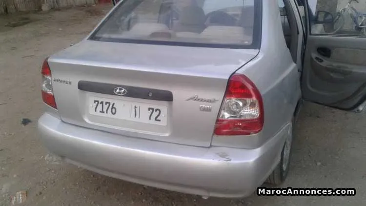 Voiture en bonne etat de marche - سيدي قاسم (3)