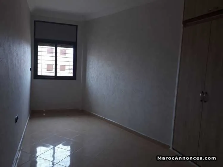 Appartement de 85 m2 au 1 èr étage - الجديدة