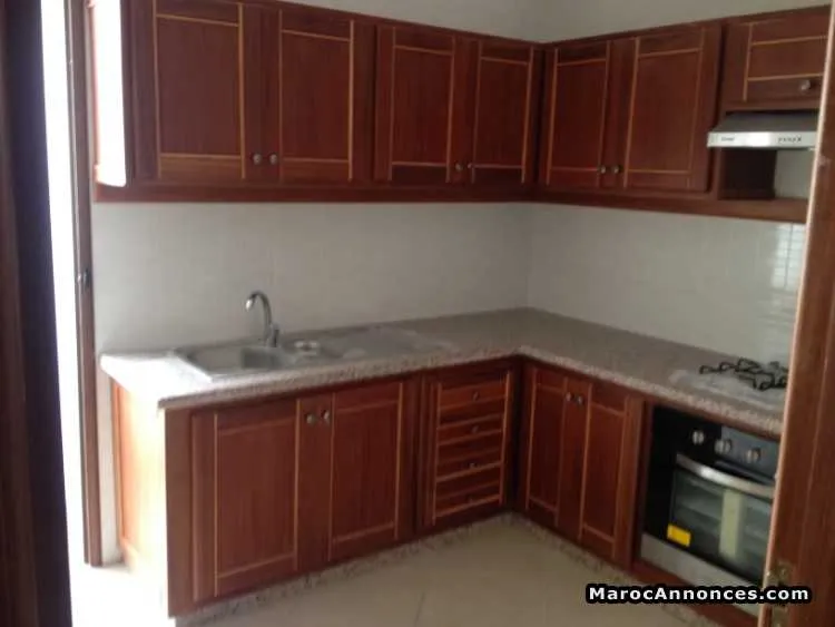 Appartement 75m moyen standing - مكناس (2)
